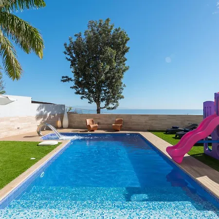 Seaview With Pool, Gym & Cinema * Santa Cruz de Tenerife