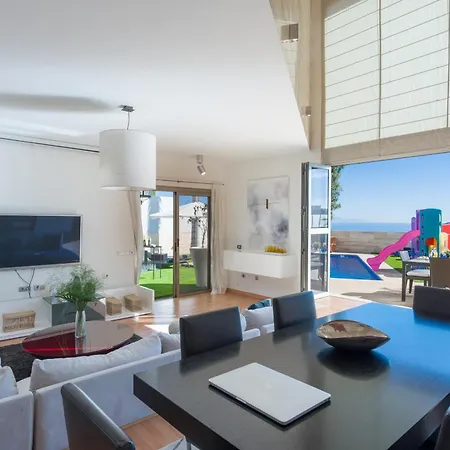 Vila Seaview With Pool, Gym & Cinema Santa Cruz de Tenerife