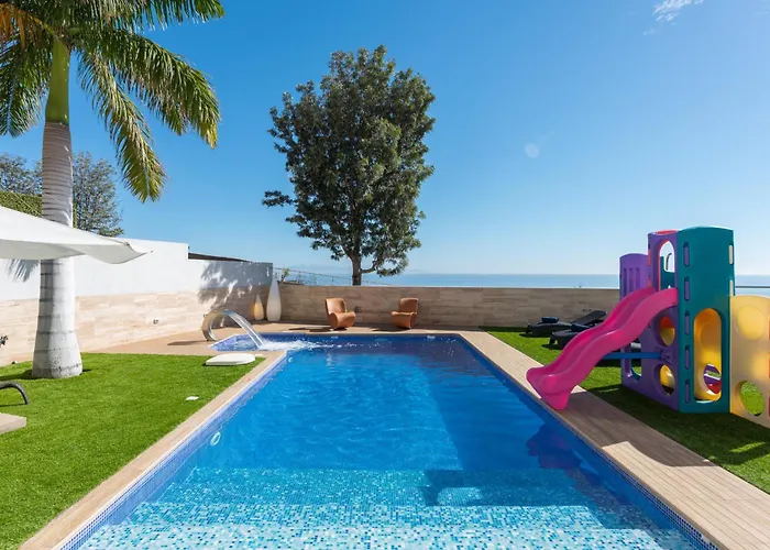 Seaview With Pool, Gym & Cinema * Santa Cruz de Tenerife