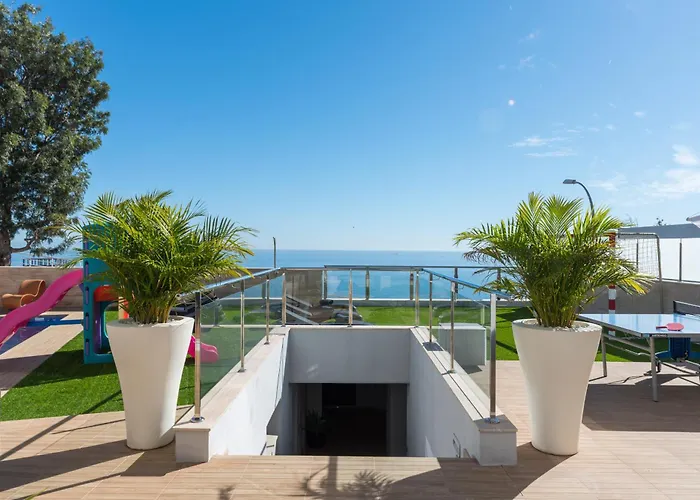 Seaview With Pool, Gym & Cinema * Santa Cruz de Tenerife