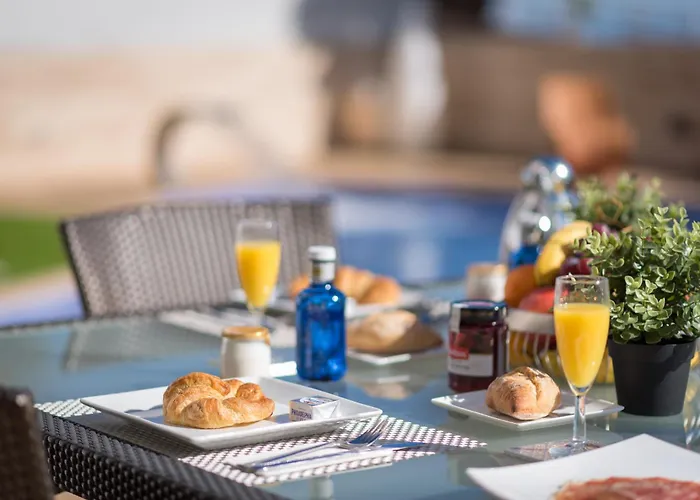 Seaview With Pool, Gym & Cinema Vila Santa Cruz de Tenerife